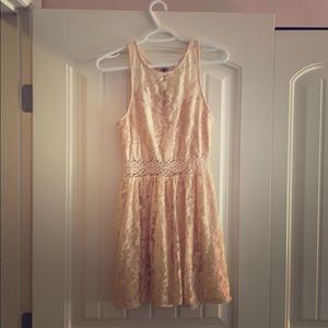 Forever 21 lace dress